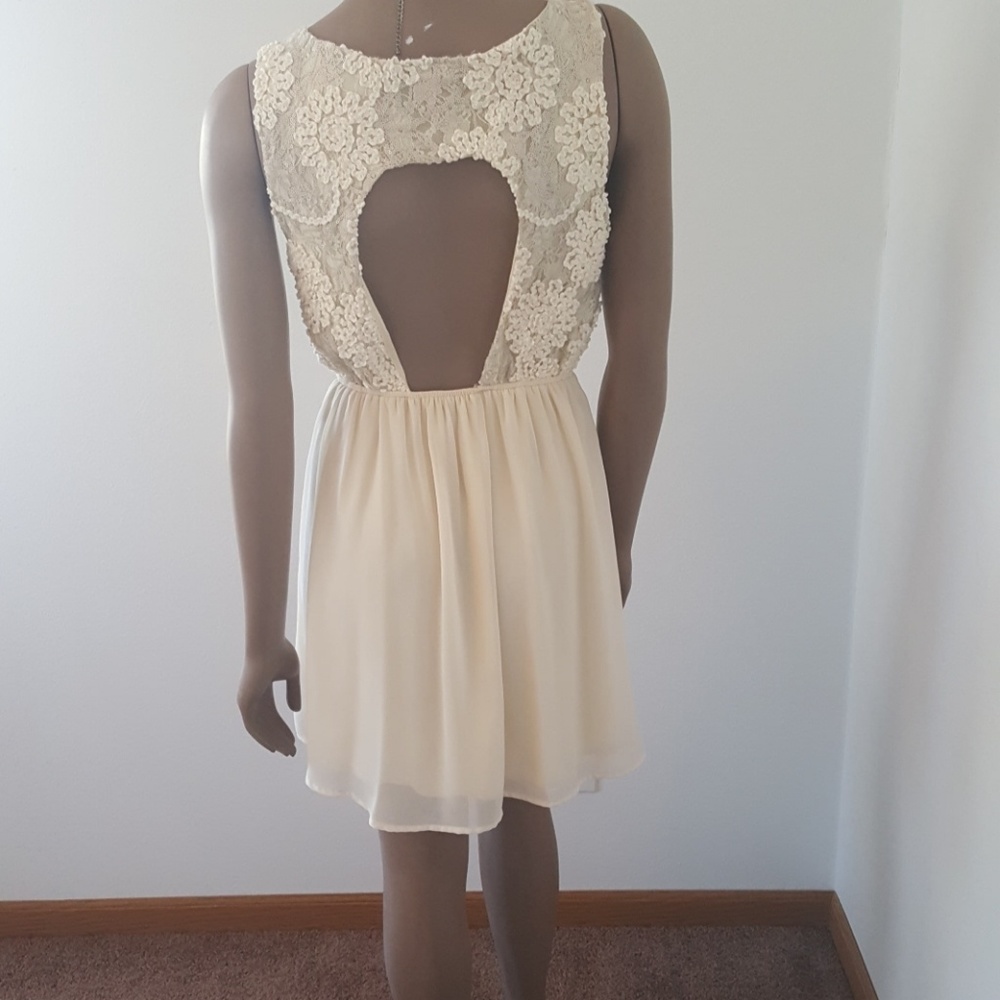 Open Back Dress - Picture 2 of 3